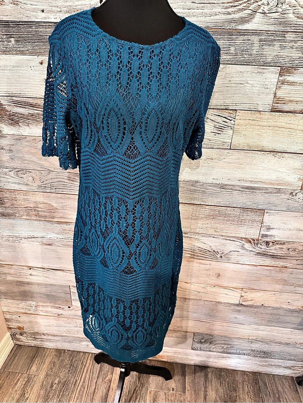 Sharagano Lace Midi Dress in Blue Size 10 Like New